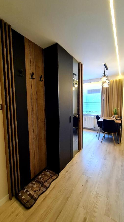 Mazurski Apartament โอสโตรดา ภายนอก รูปภาพ